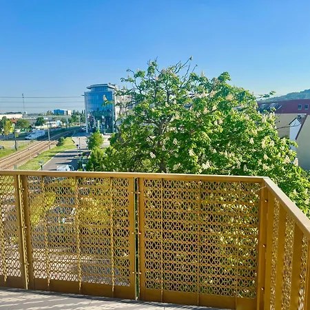 Apartament Stylish With Balcony Near Vienna *